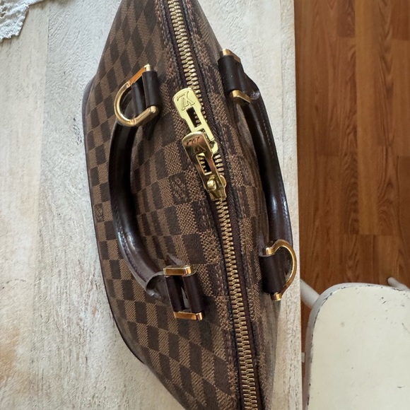 LOUIS VUITTON Alma Damier Ebene
Satchel/Top Handle Bag PM - Picture 4 of 16